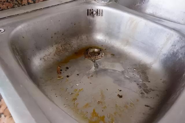 不锈钢厨具发黑、发黄别再用钢丝球刷了！教你一招轻松祛黑除垢干净不伤锅开云体育 开云平台(图7)