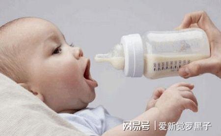 宝宝奶瓶多久换一次开云 开云体育平台？超过这一期限相当于给娃喂“毒奶”(图1)