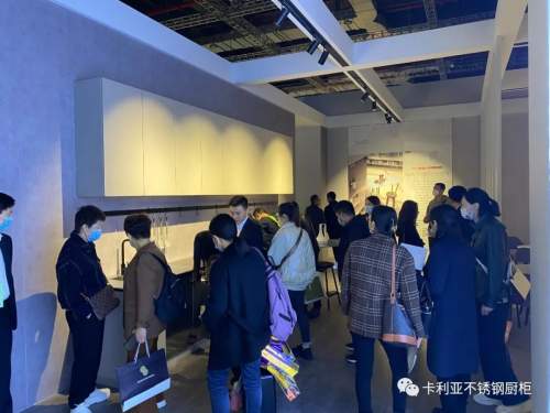 开云 开云体育平台上海建博会卡利亚不锈钢橱柜重磅亮相掀热潮(图7)