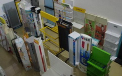 开云体育 开云平台GZH display佛山市广之华金属制品厂：：定制展示架 货架 仓储金属展示展仓库货便利店工厂：：首页(图1)