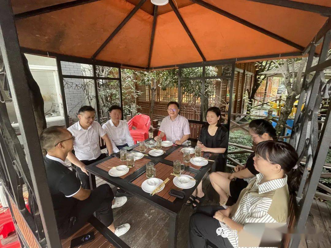 开云体育 开云官网2023不锈钢制品加工安装高峰论坛：今天下午在成都金韵酒店召开(图2)