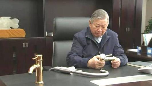 他曾是“中国锅王”65岁时卖掉产业再次创业如今身价500亿Kaiyun 开云体育(图3)