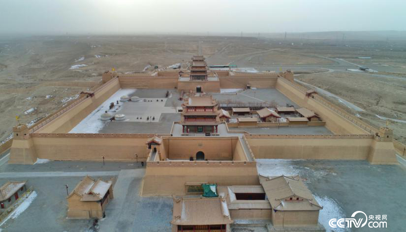 【直击嘉峪关变迁】50余载雄关巨变：从“一关一企”到“百花齐放”开云体育 开云官网(图1)