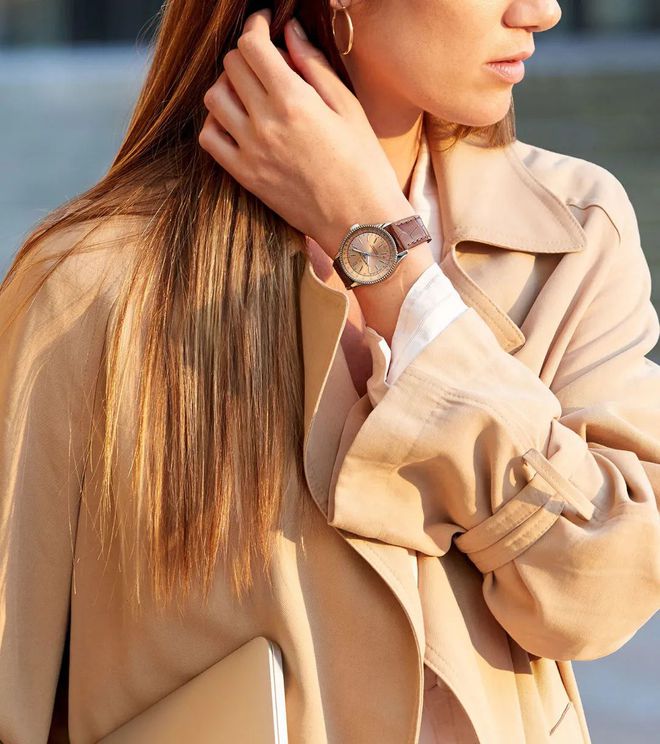 开云体育 Kaiyun.com 官网入口百年灵的新代言人是什么水平？(图14)