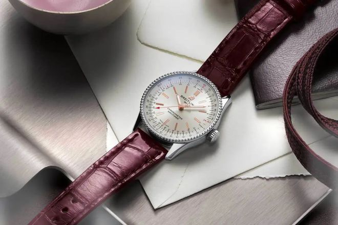 开云体育 Kaiyun.com 官网入口百年灵的新代言人是什么水平？(图11)