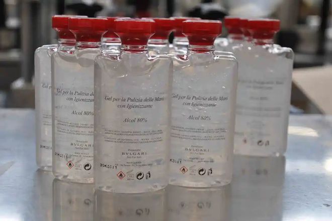 开云体育 Kaiyun.com 官网入口百年灵的新代言人是什么水平？(图25)