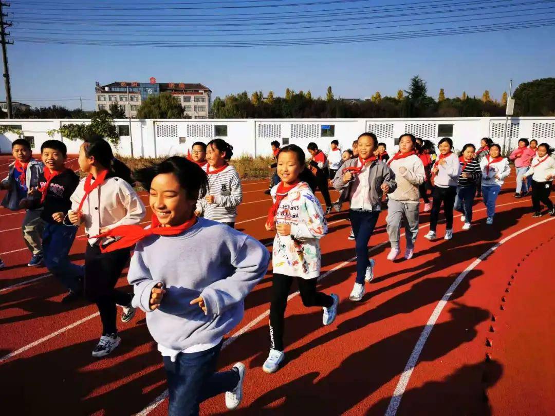 开云体育 开云平台戴南镇被中国环境报推介为“十三五治污攻坚”典型——不锈钢产业迈向绿色未来(图1)