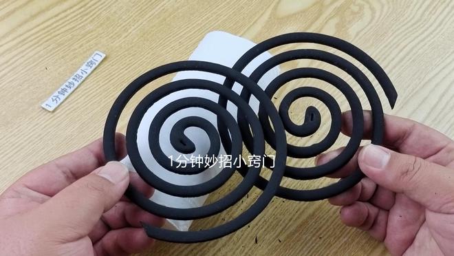 现在才知道原来蚊香不是用手拆的学会这招快速分离蚊香不会断开云 开云体育平台(图4)